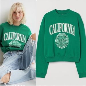 💚 H&M California Crewneck 💚
